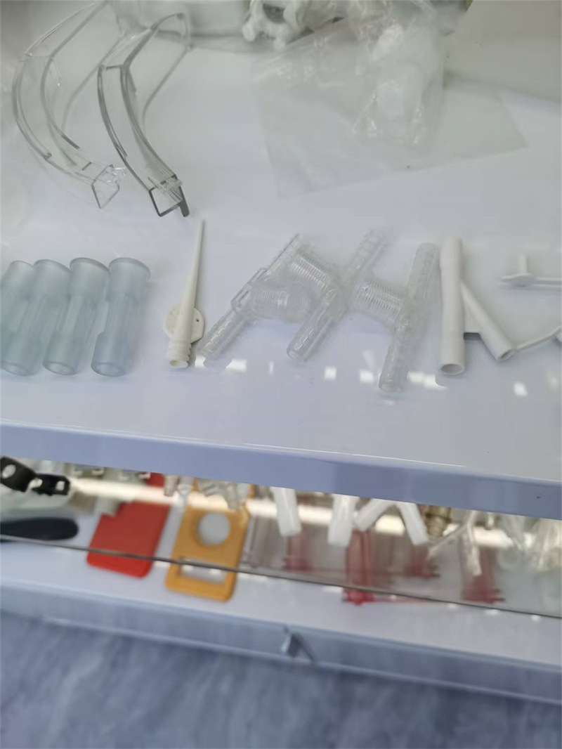 喉镜片